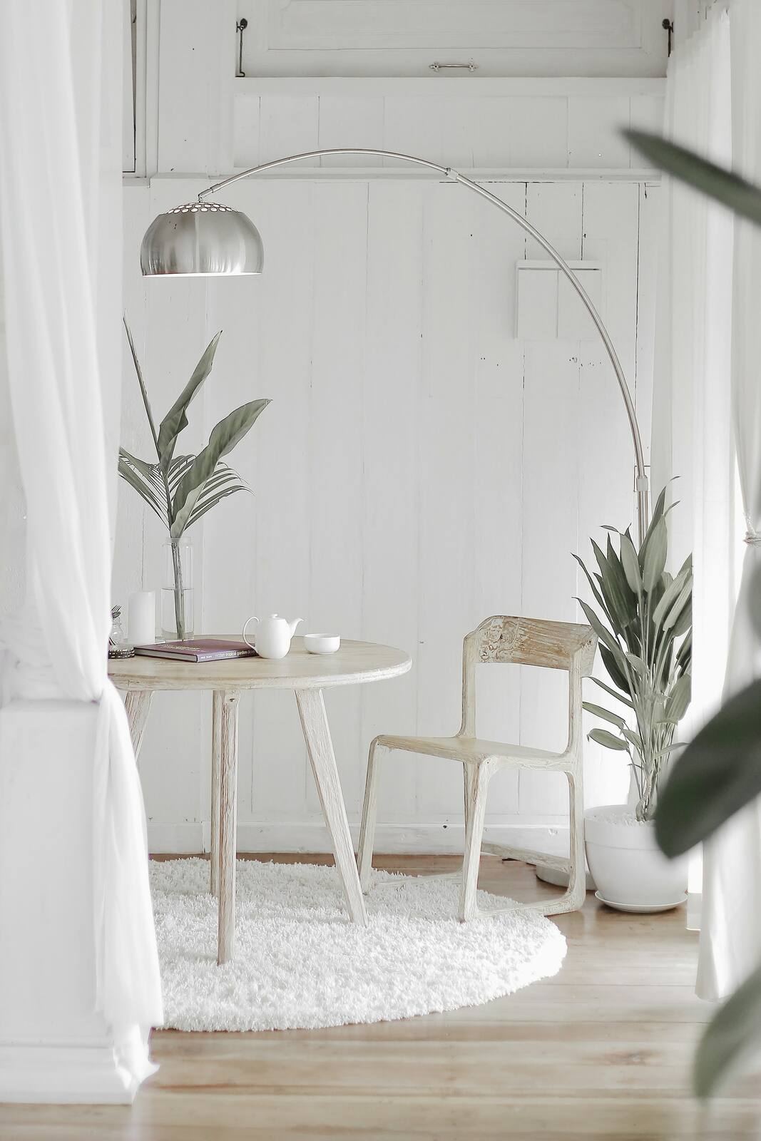 A little green and a lot of light are often all a corner needs.